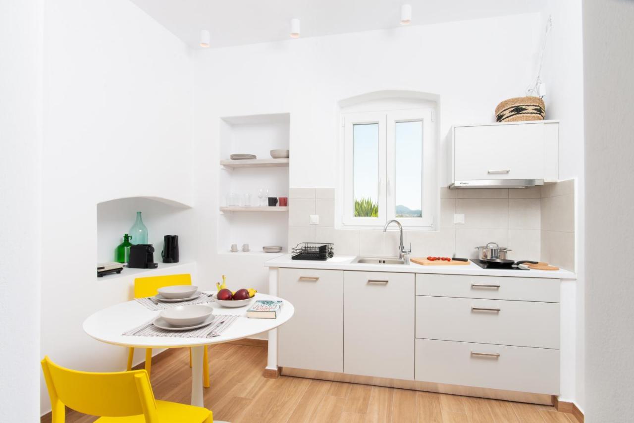 Haroto Suites Трипити Экстерьер фото